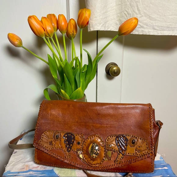 VTG Elephants 1970’s Gem Crossbody Leather Bag - Picture 2 of 12